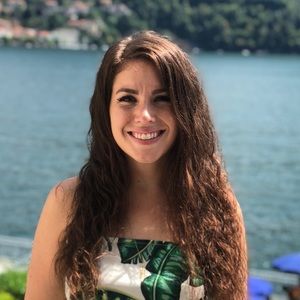 Meet your Posher, Elizabeth